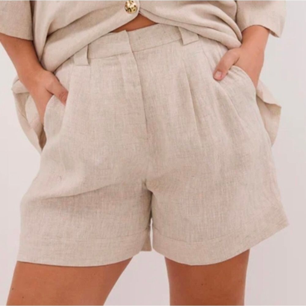 Dissh Alondra High Rise Tailored Pleated Natural Linen Shorts in Neutral Ecru 6